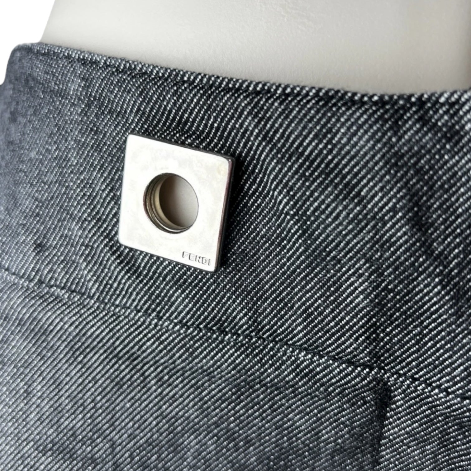 Vintage Fendi High Rise Logo Cut-Out Bootcut Jeans – 30