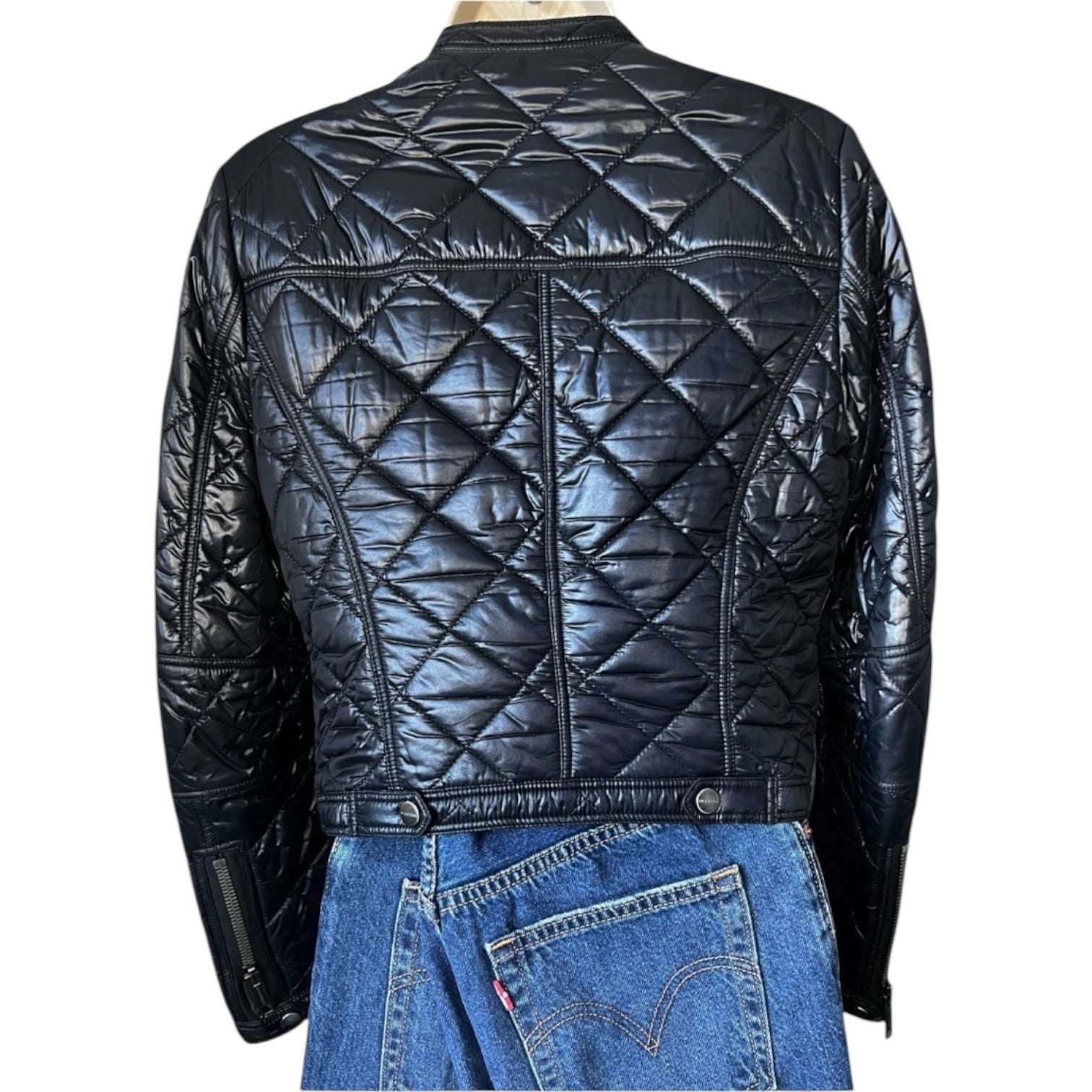 Burberry London Cropped Quilted Puffer Jacket – Black, Size S – pre-loved
