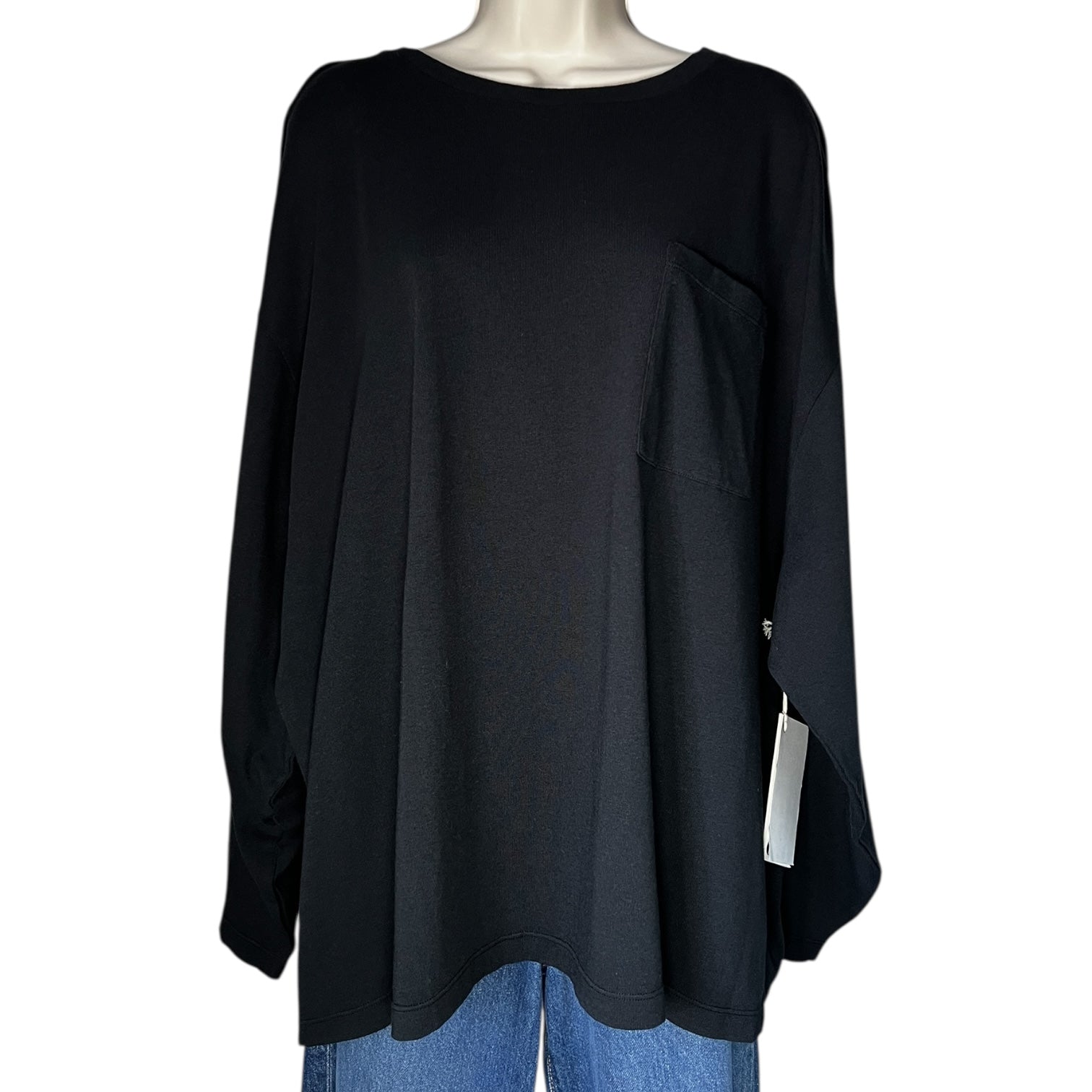 Khaite “The Imogen” Oversized Logo Patch Pocket Long Sleeve T-Shirt – XL