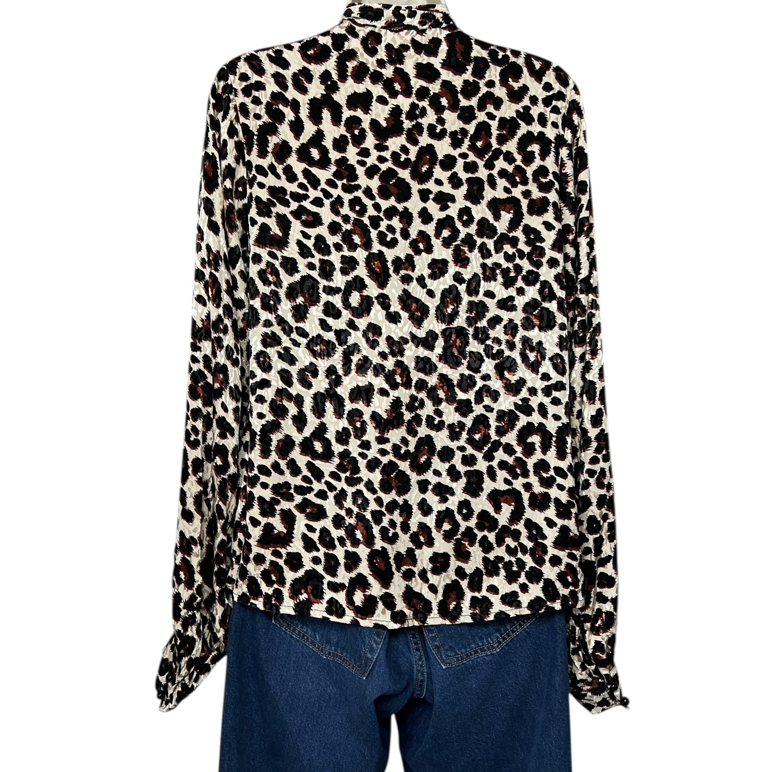 Kitri London Leopard Jacquard Pussy-Bow Blouse – V-Neck Balloon Sleeve Top, S