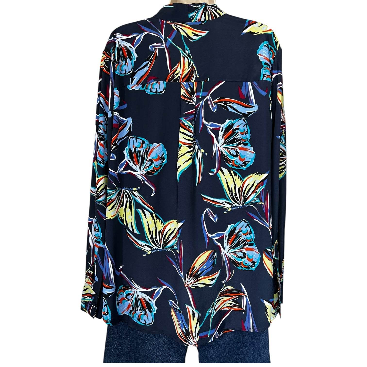 Diane Von Furstenberg Silk Butterfly Print Blouse – V Neck, US14 – pre-loved