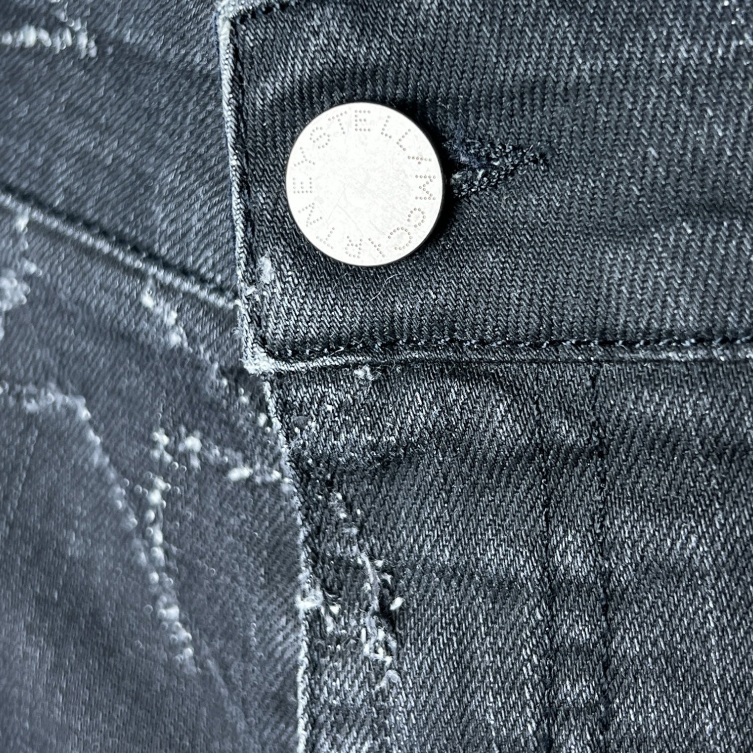 Stella McCartney Faded Black Star Bootcut Crop Jeans – 30