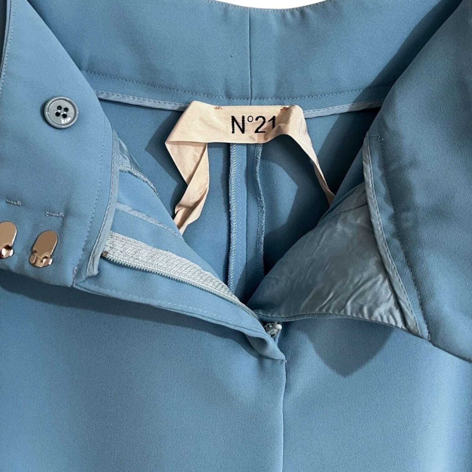 N°21 High-Waisted Crepe Trousers – Light Blue, IT36 (W27 L32) – pre-loved