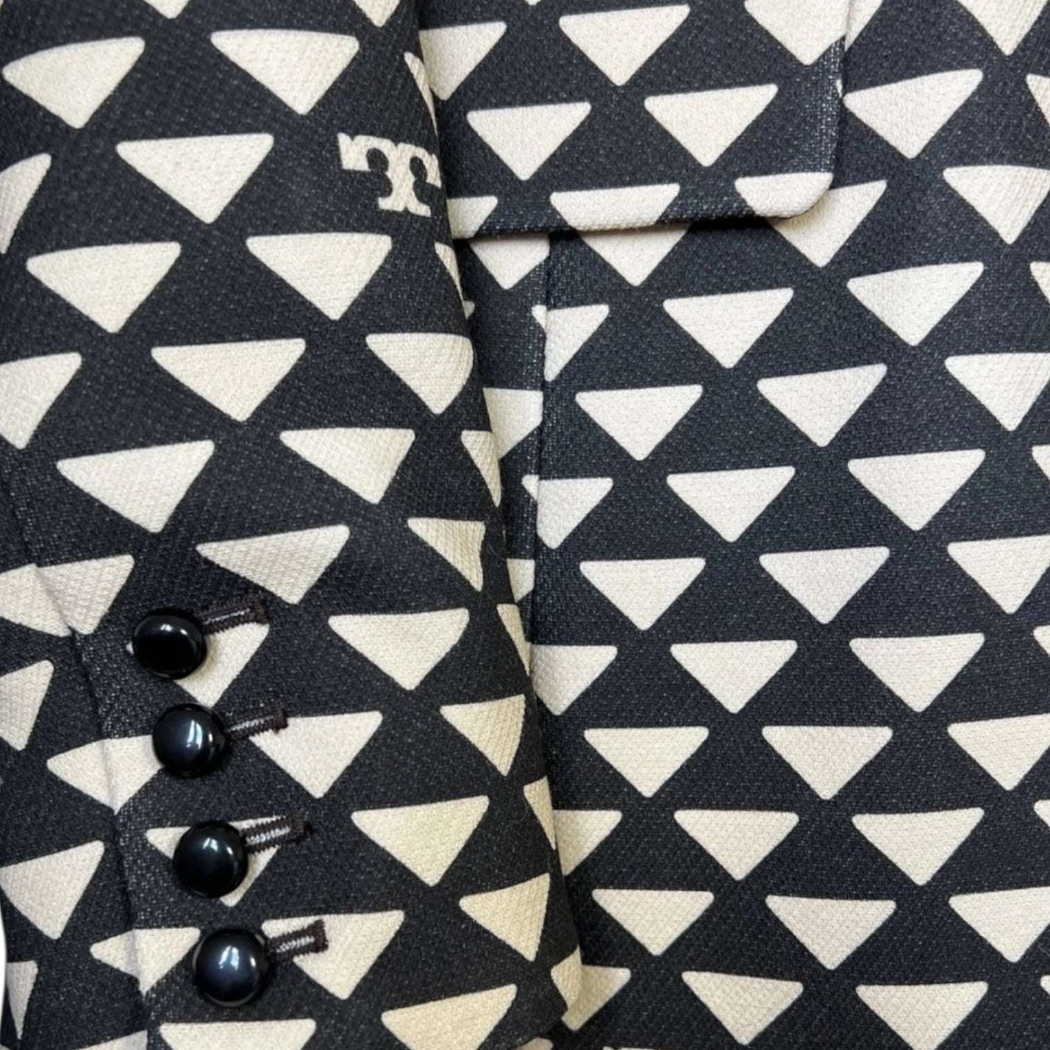 Tory Burch Triangle Geo Twill Crepe Jacket – Structured, Beige/Black, Size US 4 – pre-loved