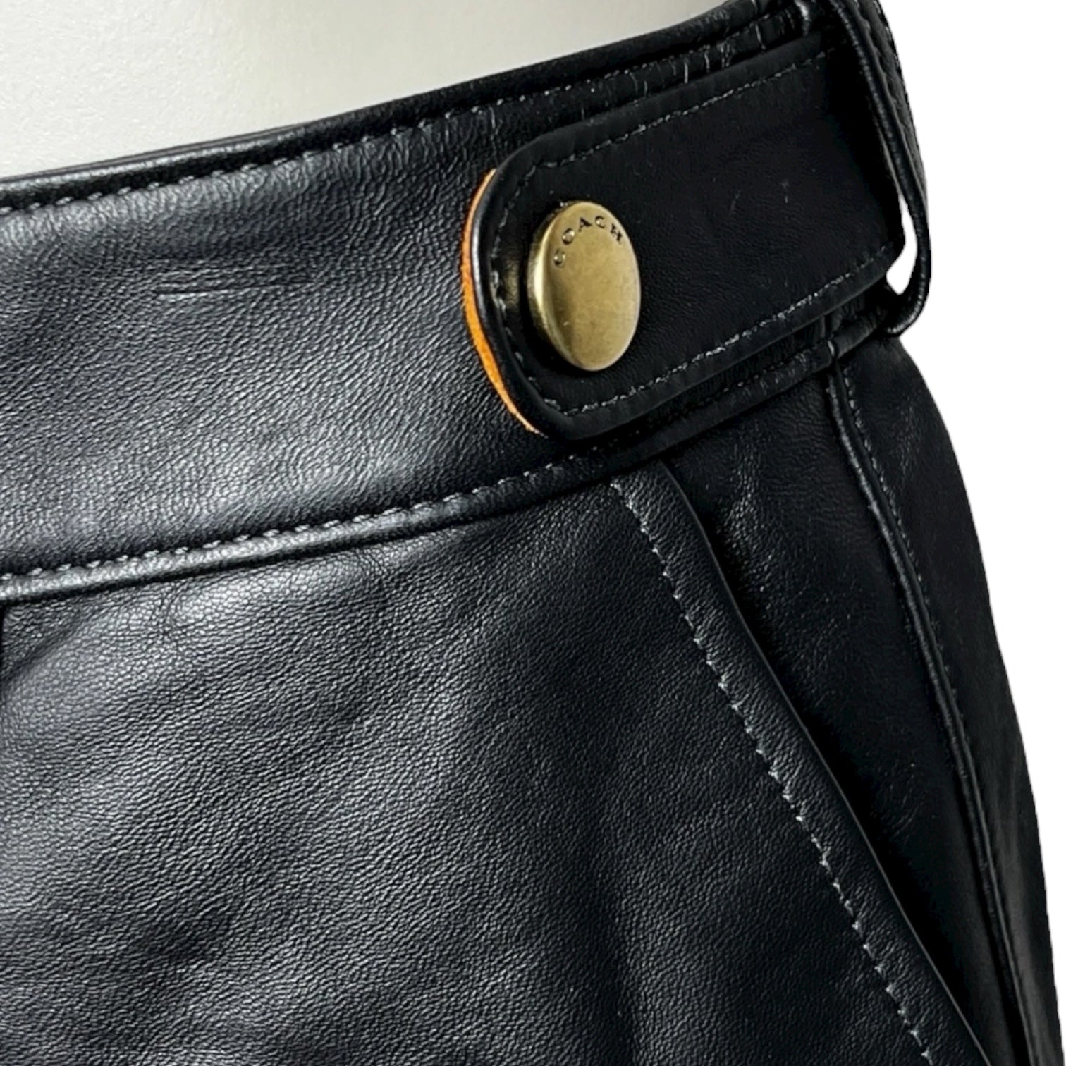 Coach Black Lamb Leather Mini Shorts – Mid Waist, US2