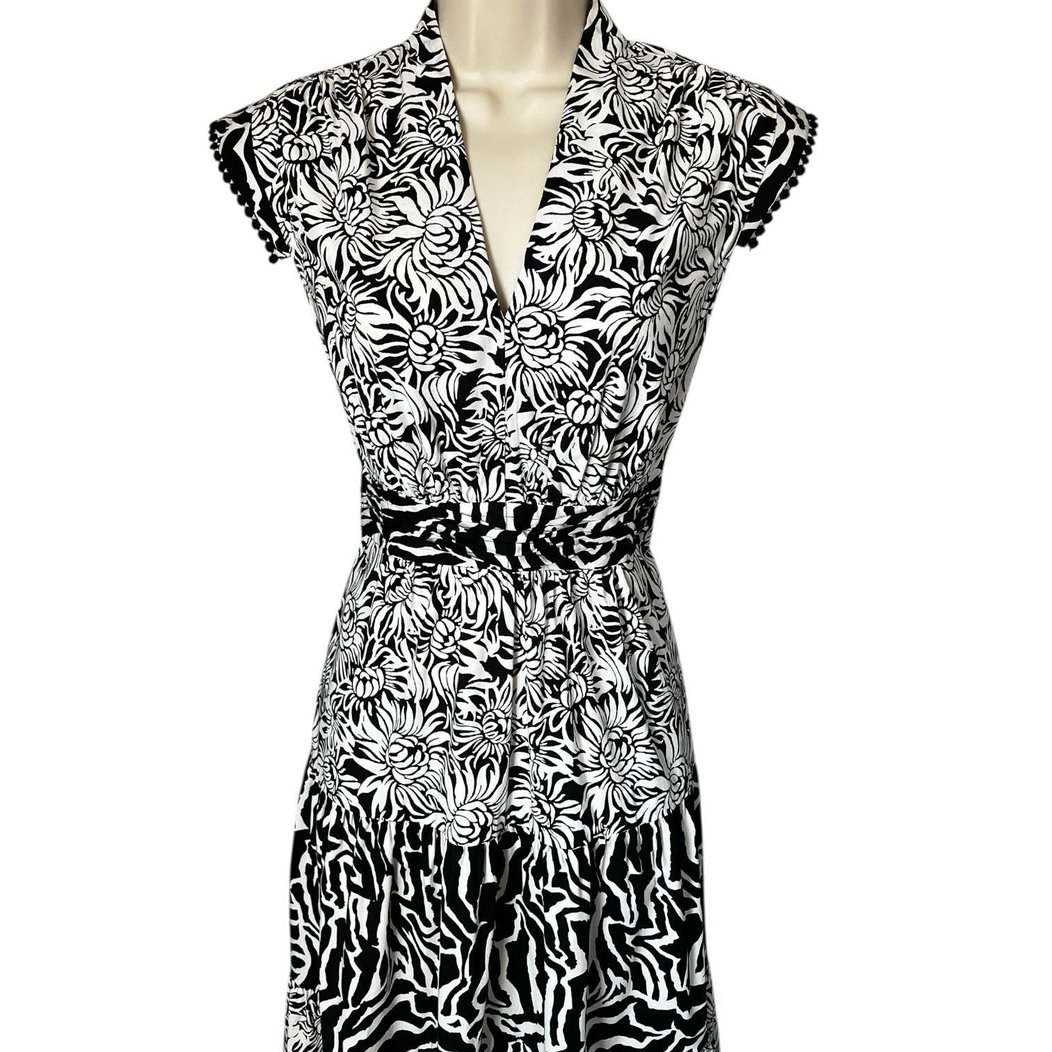 DVF Floral Tiered Maxi Dress – Pompom Zebra Print, US6 – pre-loved