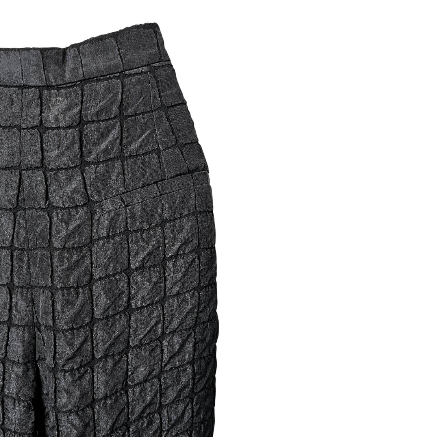 Chloé Black Textured Silk Lounge Shorts – Relaxed Fit, High-Waisted, FR 36 – pre-loved